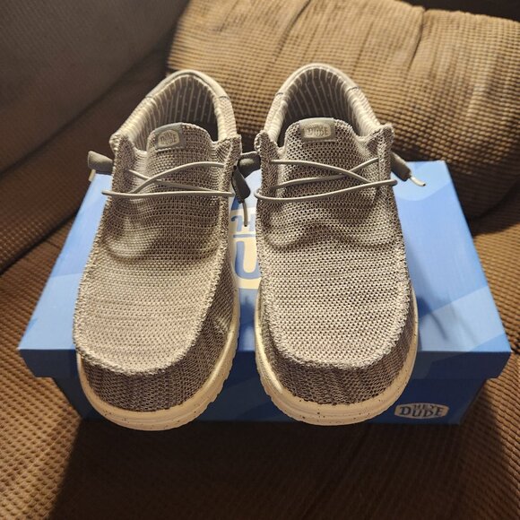 Mens Size 13 BRAND NEW Hey Dude Shoes - Picture 1 of 5